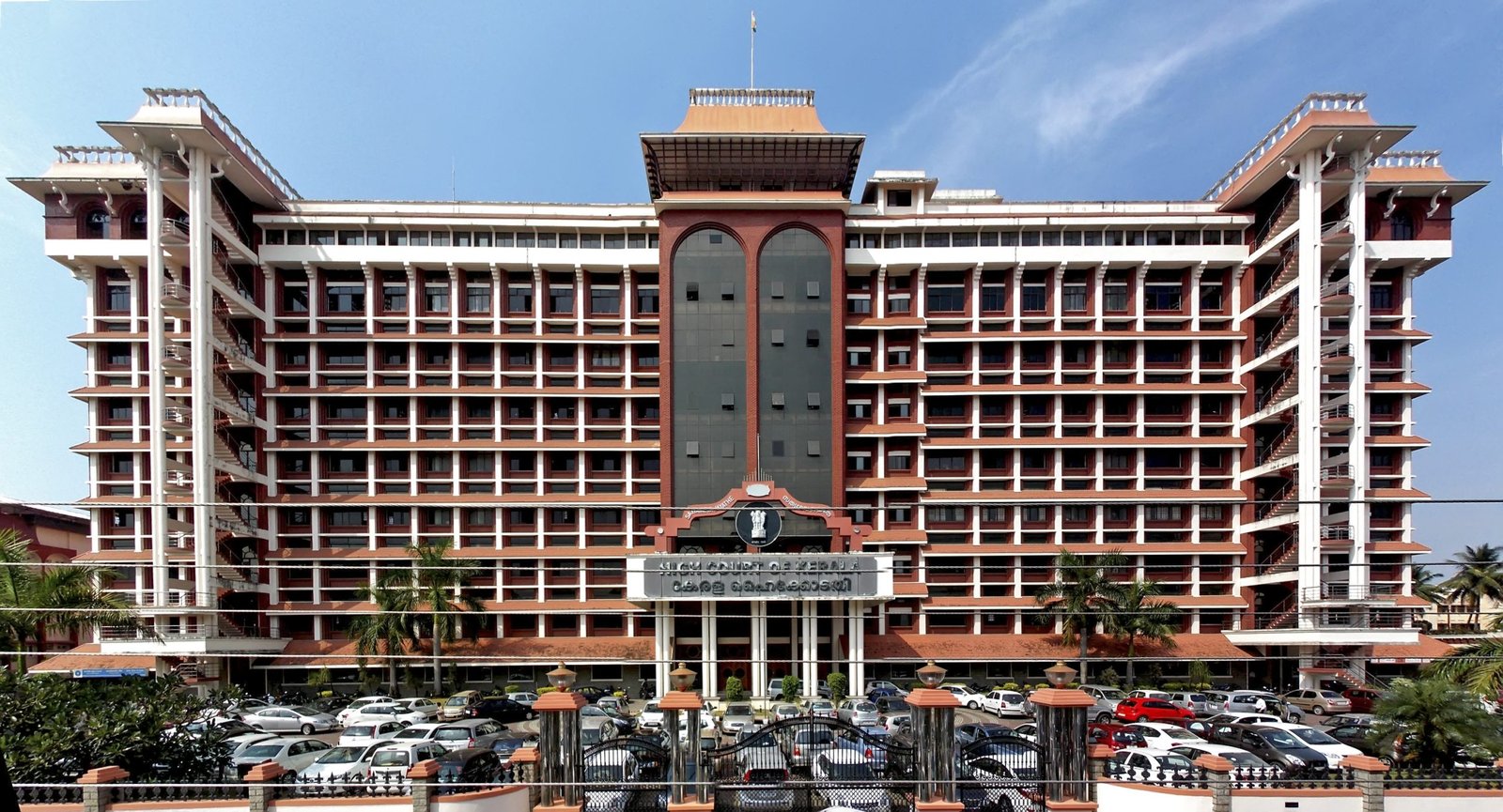 high court of kerala building